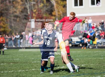 Thumbnail 3 in Stark vs. Bow photogallery.
