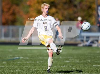 Thumbnail 3 in Stark vs. Bow photogallery.