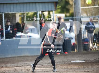 Thumbnail 3 in Roseburg @ Thurston photogallery.