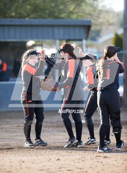 Thumbnail 3 in Roseburg @ Thurston photogallery.