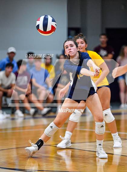Thumbnail 2 in St. Joseph Catholic vs Allen Academy photogallery.