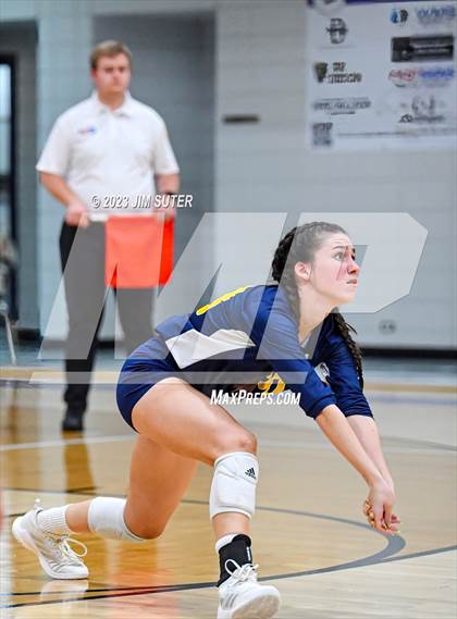 Thumbnail 2 in St. Joseph Catholic vs Allen Academy photogallery.
