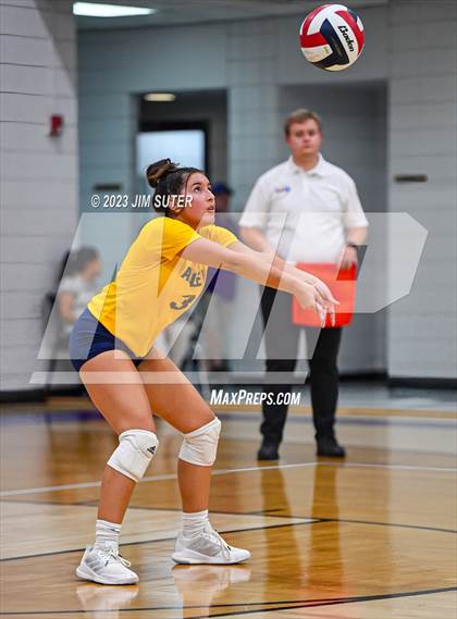 Thumbnail 1 in St. Joseph Catholic vs Allen Academy photogallery.
