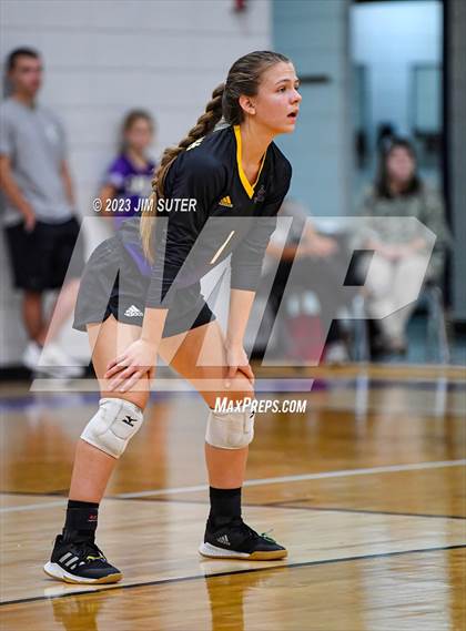 Thumbnail 3 in St. Joseph Catholic vs Allen Academy photogallery.