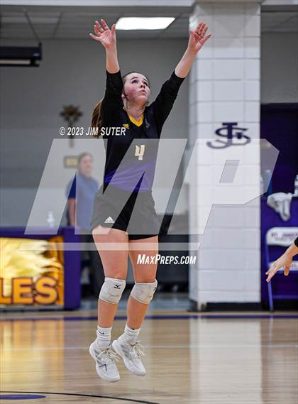 Thumbnail 1 in St. Joseph Catholic vs Allen Academy photogallery.