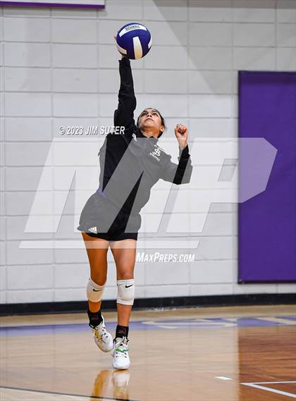 Thumbnail 2 in St. Joseph Catholic vs Allen Academy photogallery.