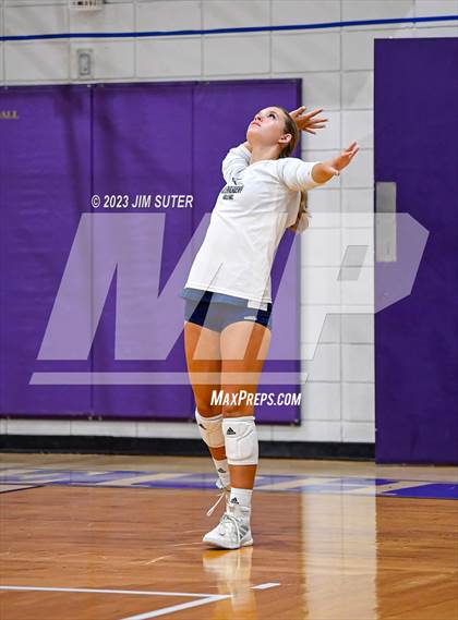 Thumbnail 3 in St. Joseph Catholic vs Allen Academy photogallery.