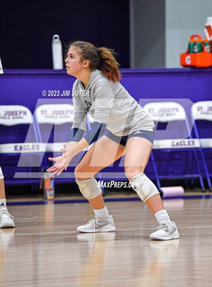 Thumbnail 3 in St. Joseph Catholic vs Allen Academy photogallery.