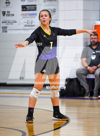 Thumbnail 3 in St. Joseph Catholic vs Allen Academy photogallery.