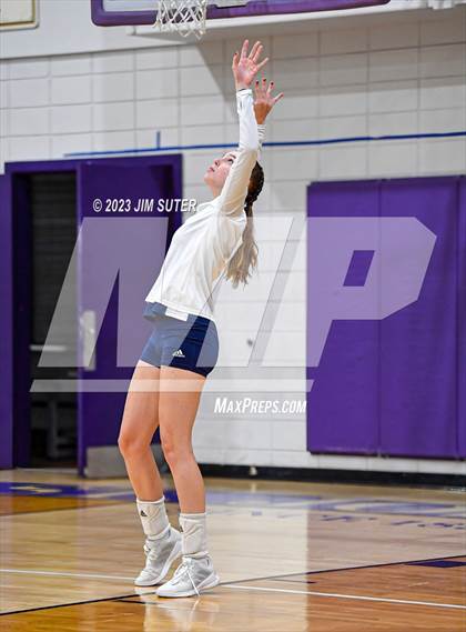 Thumbnail 2 in St. Joseph Catholic vs Allen Academy photogallery.