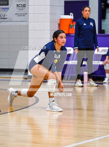 Thumbnail 1 in St. Joseph Catholic vs Allen Academy photogallery.