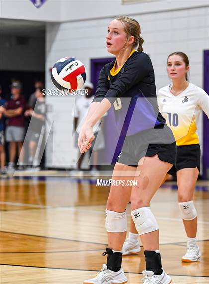 Thumbnail 2 in St. Joseph Catholic vs Allen Academy photogallery.