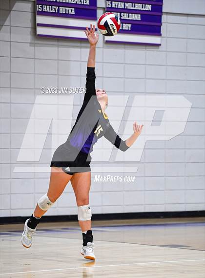 Thumbnail 2 in St. Joseph Catholic vs Allen Academy photogallery.