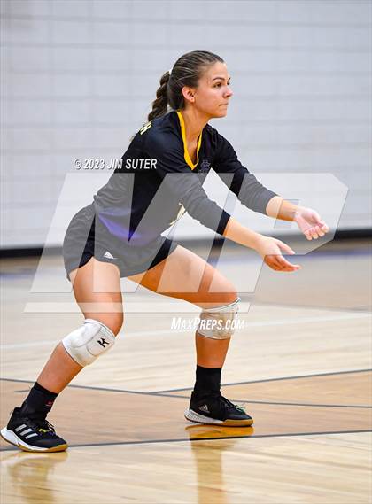 Thumbnail 2 in St. Joseph Catholic vs Allen Academy photogallery.