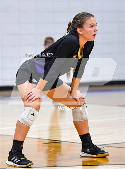 Thumbnail 2 in St. Joseph Catholic vs Allen Academy photogallery.