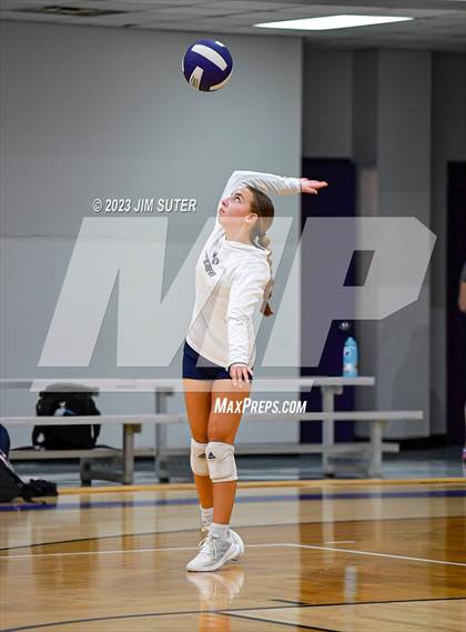 Thumbnail 1 in St. Joseph Catholic vs Allen Academy photogallery.