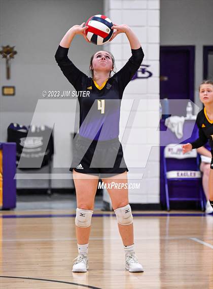 Thumbnail 3 in St. Joseph Catholic vs Allen Academy photogallery.
