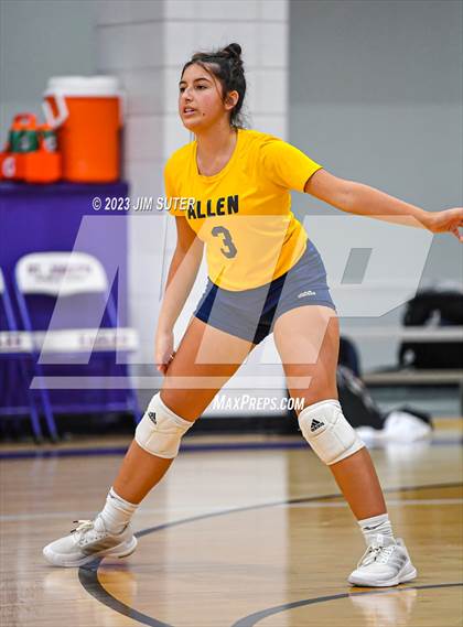 Thumbnail 2 in St. Joseph Catholic vs Allen Academy photogallery.