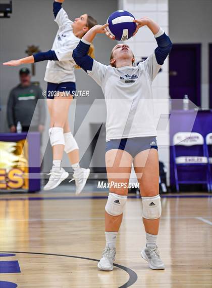 Thumbnail 3 in St. Joseph Catholic vs Allen Academy photogallery.