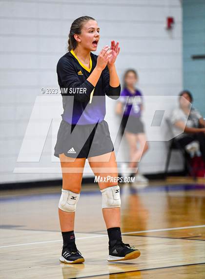 Thumbnail 2 in St. Joseph Catholic vs Allen Academy photogallery.