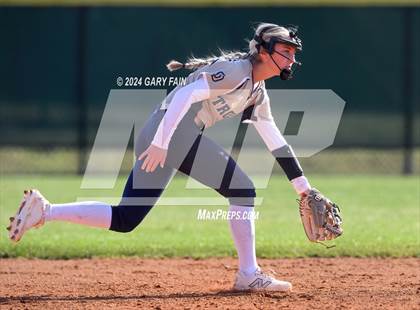 Thumbnail 2 in Bryant vs Soddy Daisy (Clifford Kirk Memorial) photogallery.