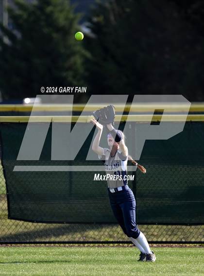 Thumbnail 2 in Bryant vs Soddy Daisy (Clifford Kirk Memorial) photogallery.