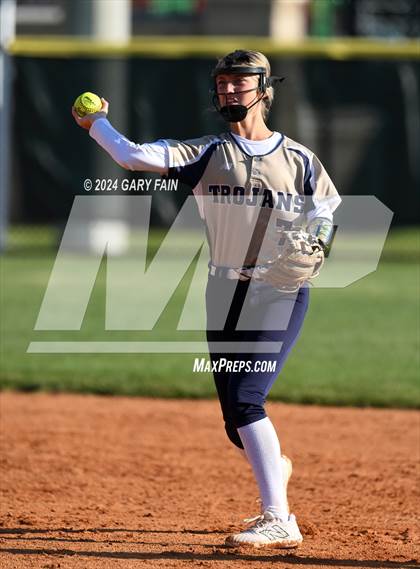 Thumbnail 3 in Bryant vs Soddy Daisy (Clifford Kirk Memorial) photogallery.