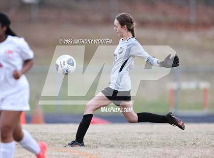 Thumbnail 3 in Seventy-First @ South View photogallery.