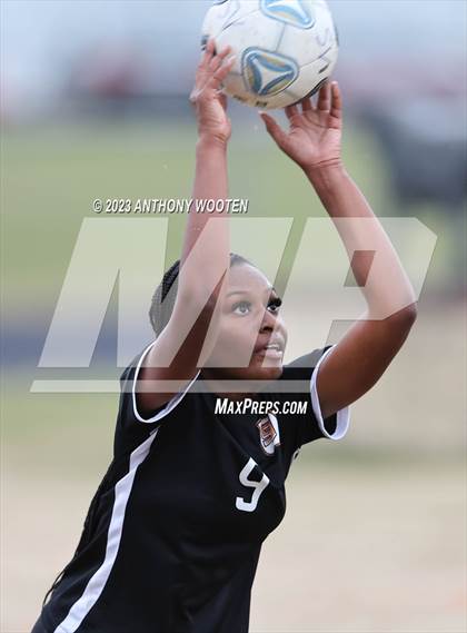 Thumbnail 2 in Seventy-First @ South View photogallery.