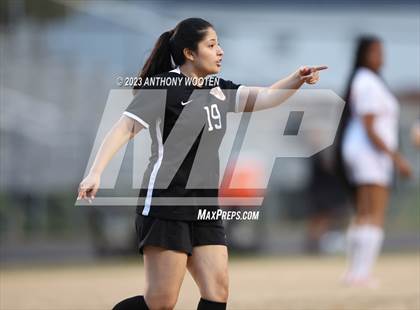 Thumbnail 3 in Seventy-First @ South View photogallery.