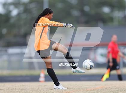 Thumbnail 3 in Seventy-First @ South View photogallery.