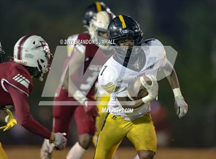 Thumbnail 3 in Maplesville vs. Leroy (AHSAA 1A Round 2) photogallery.