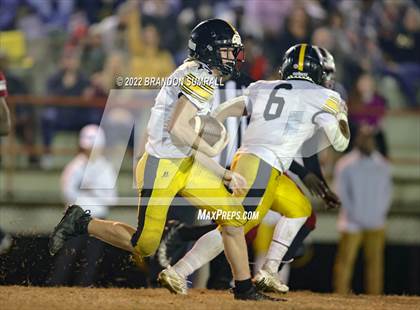 Thumbnail 1 in Maplesville vs. Leroy (AHSAA 1A Round 2) photogallery.