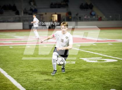 Thumbnail 3 in Lincoln vs. Mountain View photogallery.