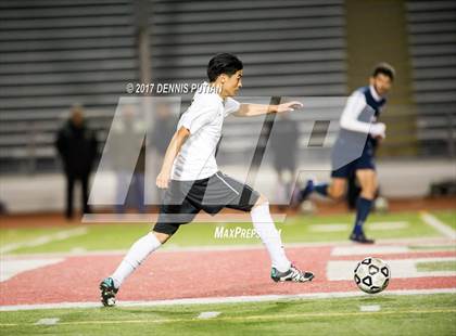 Thumbnail 3 in Lincoln vs. Mountain View photogallery.