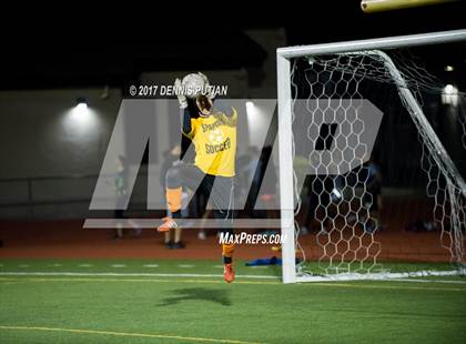 Thumbnail 1 in Lincoln vs. Mountain View photogallery.