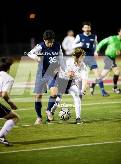 Thumbnail 1 in Lincoln vs. Mountain View photogallery.