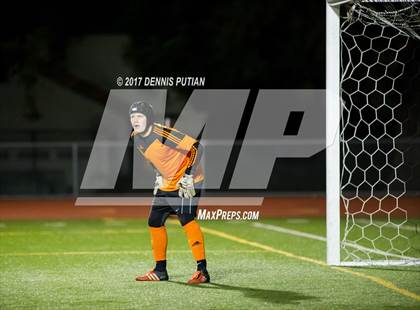 Thumbnail 2 in Lincoln vs. Mountain View photogallery.