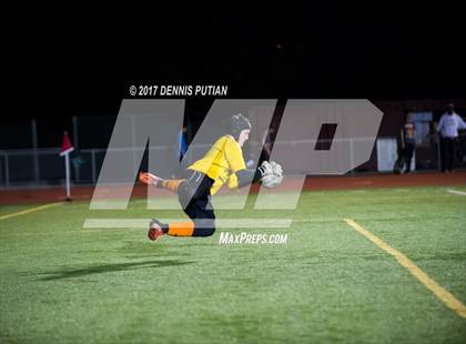 Thumbnail 1 in Lincoln vs. Mountain View photogallery.