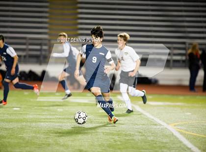 Thumbnail 1 in Lincoln vs. Mountain View photogallery.