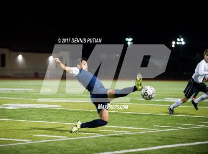 Thumbnail 2 in Lincoln vs. Mountain View photogallery.