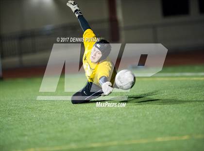 Thumbnail 2 in Lincoln vs. Mountain View photogallery.