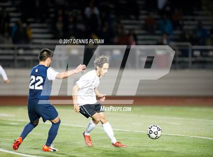 Thumbnail 2 in Lincoln vs. Mountain View photogallery.