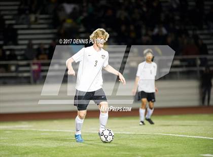 Thumbnail 2 in Lincoln vs. Mountain View photogallery.