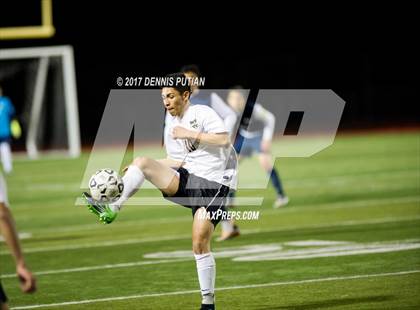 Thumbnail 3 in Lincoln vs. Mountain View photogallery.
