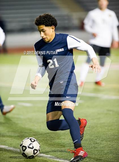 Thumbnail 2 in Lincoln vs. Mountain View photogallery.
