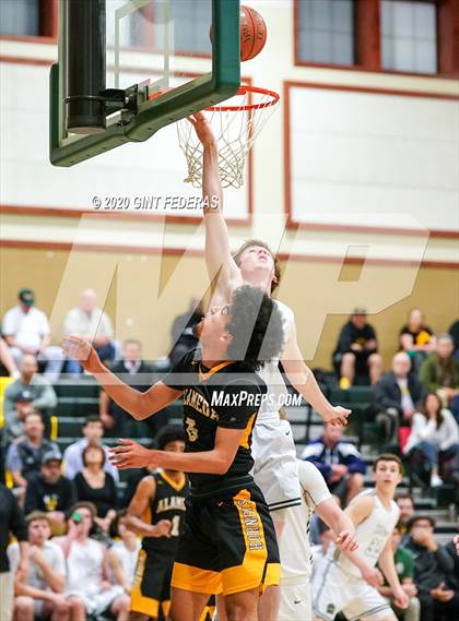 Thumbnail 3 in San Ramon Valley vs. Alameda (CIF NCS D2 Semifinal) photogallery.