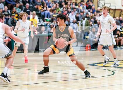 Thumbnail 2 in San Ramon Valley vs. Alameda (CIF NCS D2 Semifinal) photogallery.