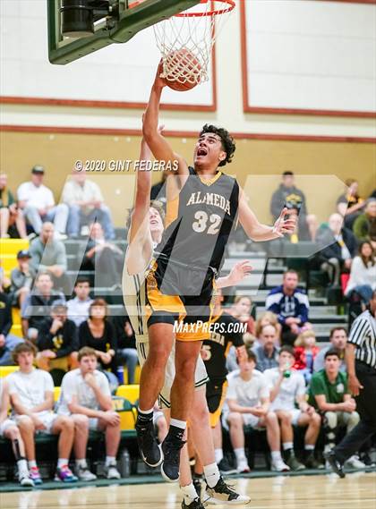 Thumbnail 3 in San Ramon Valley vs. Alameda (CIF NCS D2 Semifinal) photogallery.