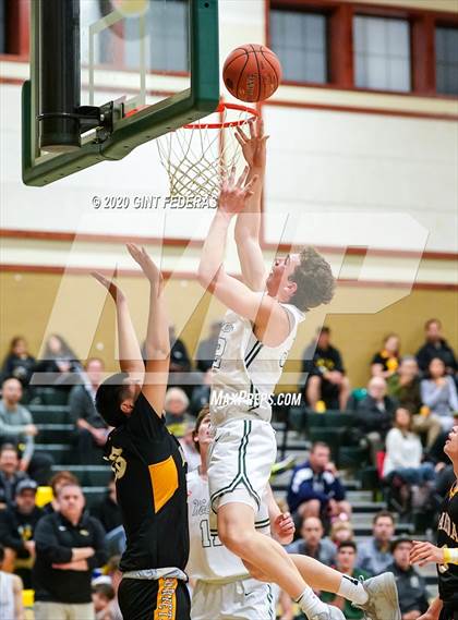 Thumbnail 2 in San Ramon Valley vs. Alameda (CIF NCS D2 Semifinal) photogallery.